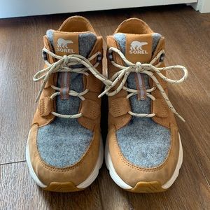 SOREL WOMEN'S KINETIC™ RNEGD CARIBOU BOOT